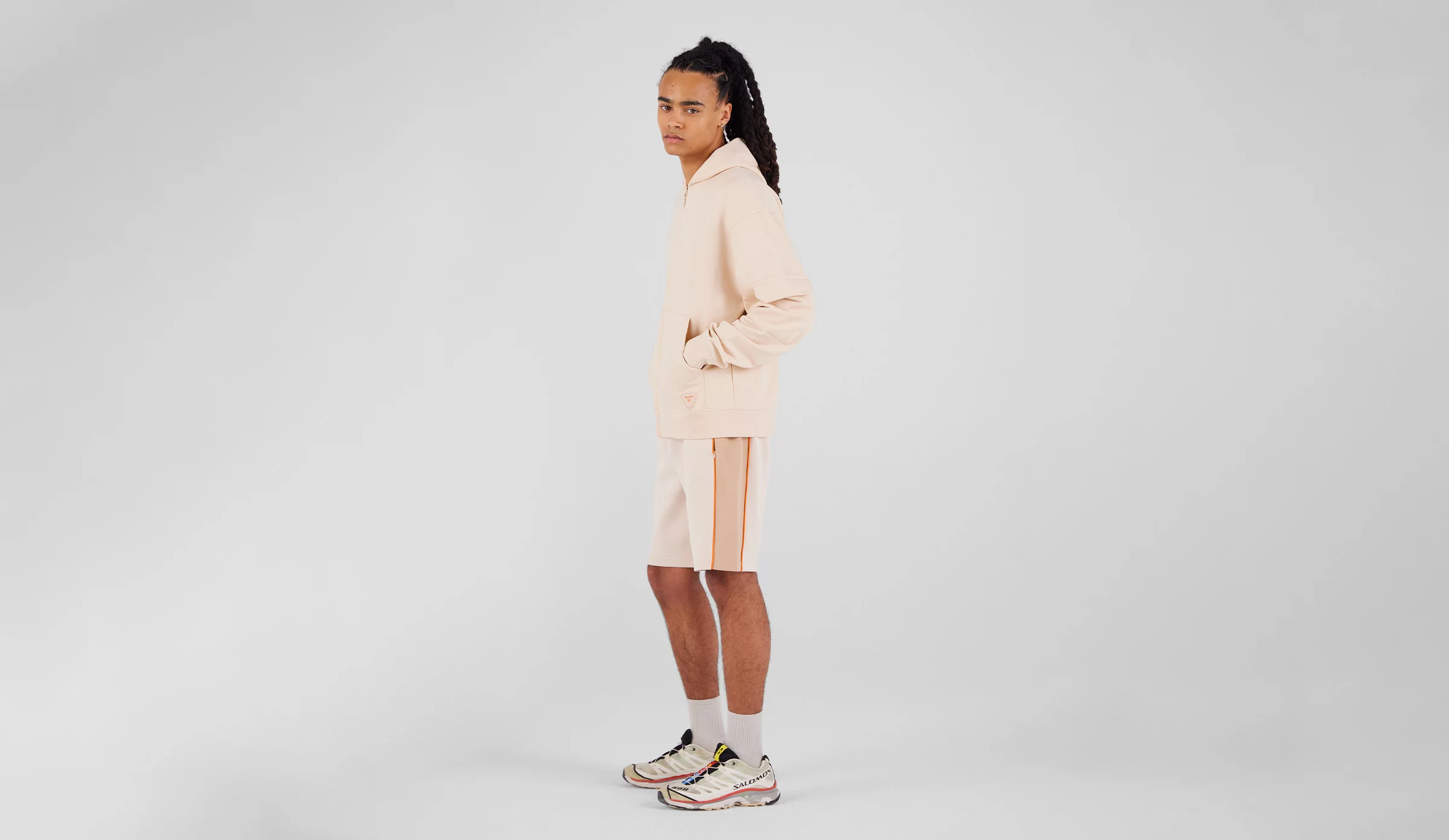 Sweatshirts & Hoodies