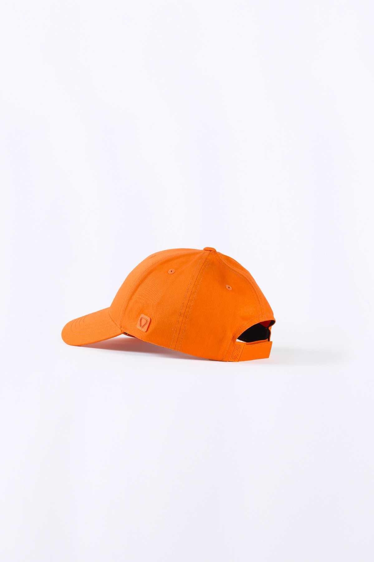 Plain cap with silicone...