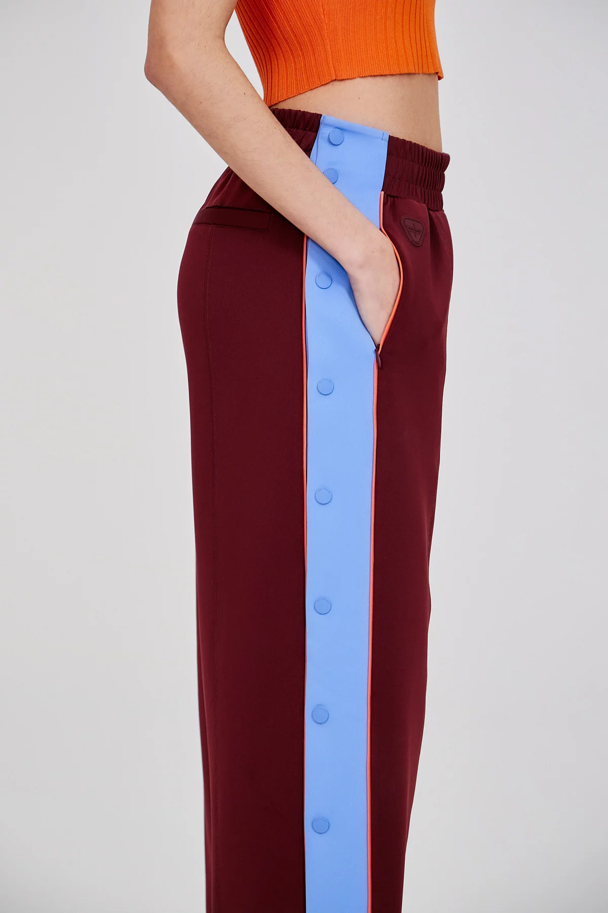 Violaine sweatpants with contrasting side stripes