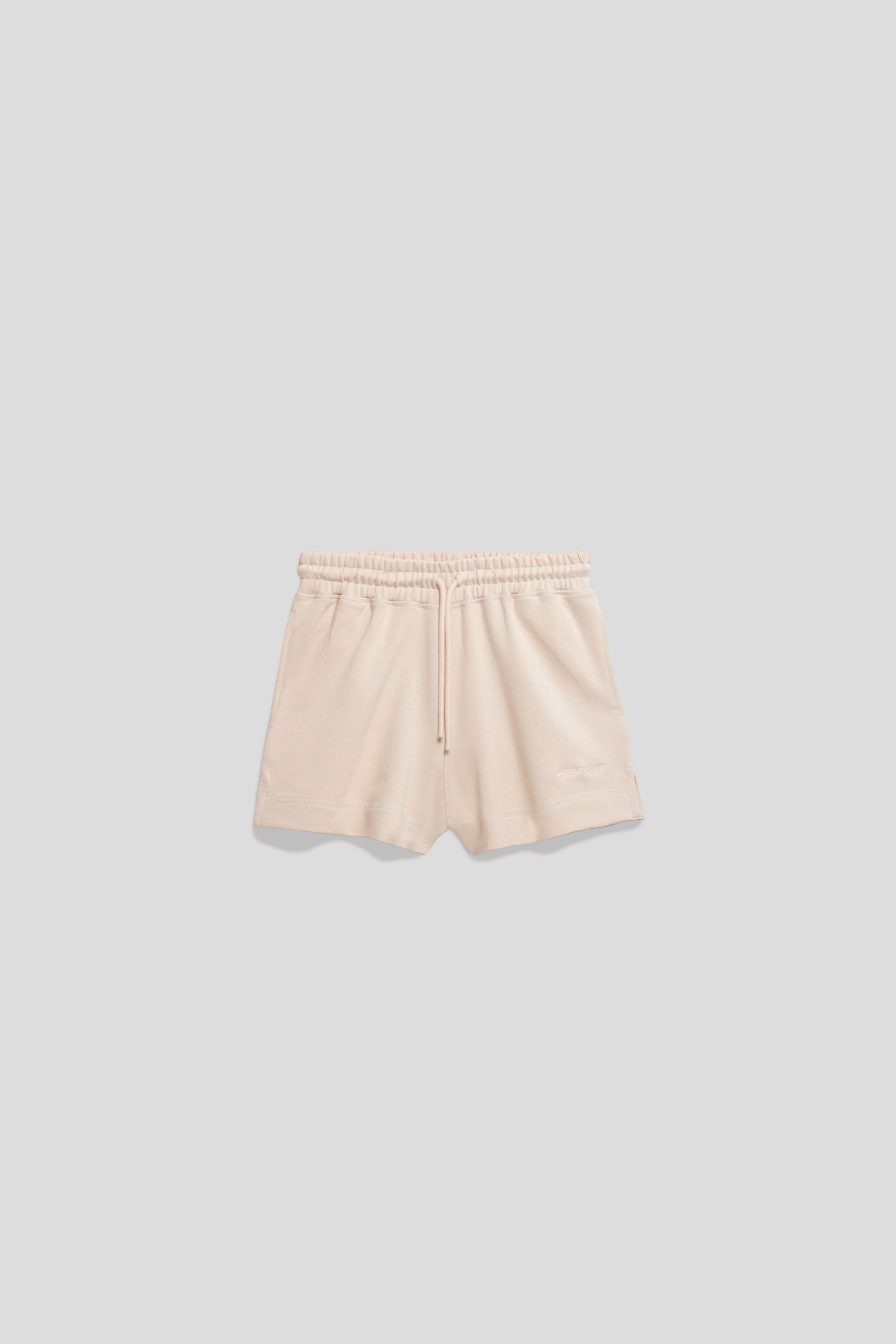 Short court Little Isa
