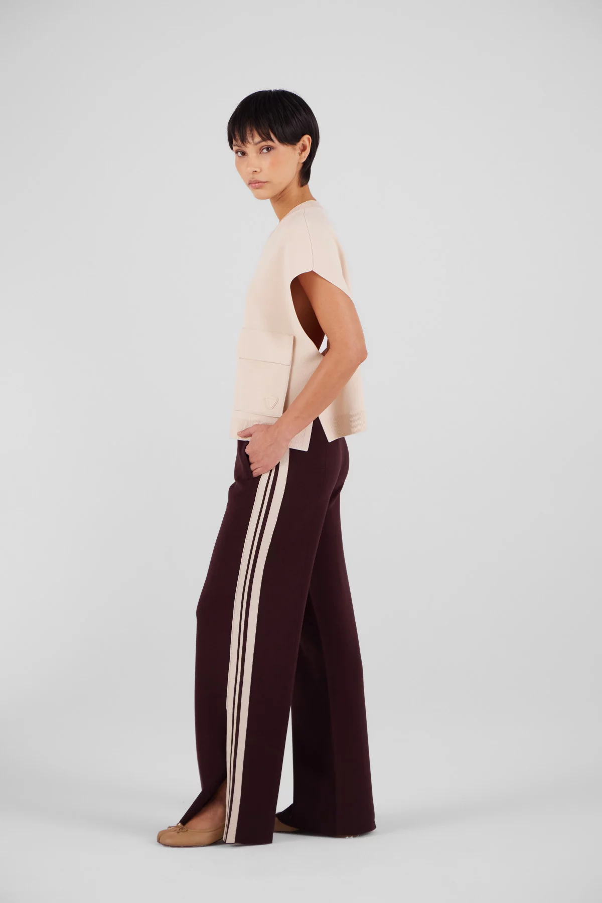 Round-neck knit sweater Chen