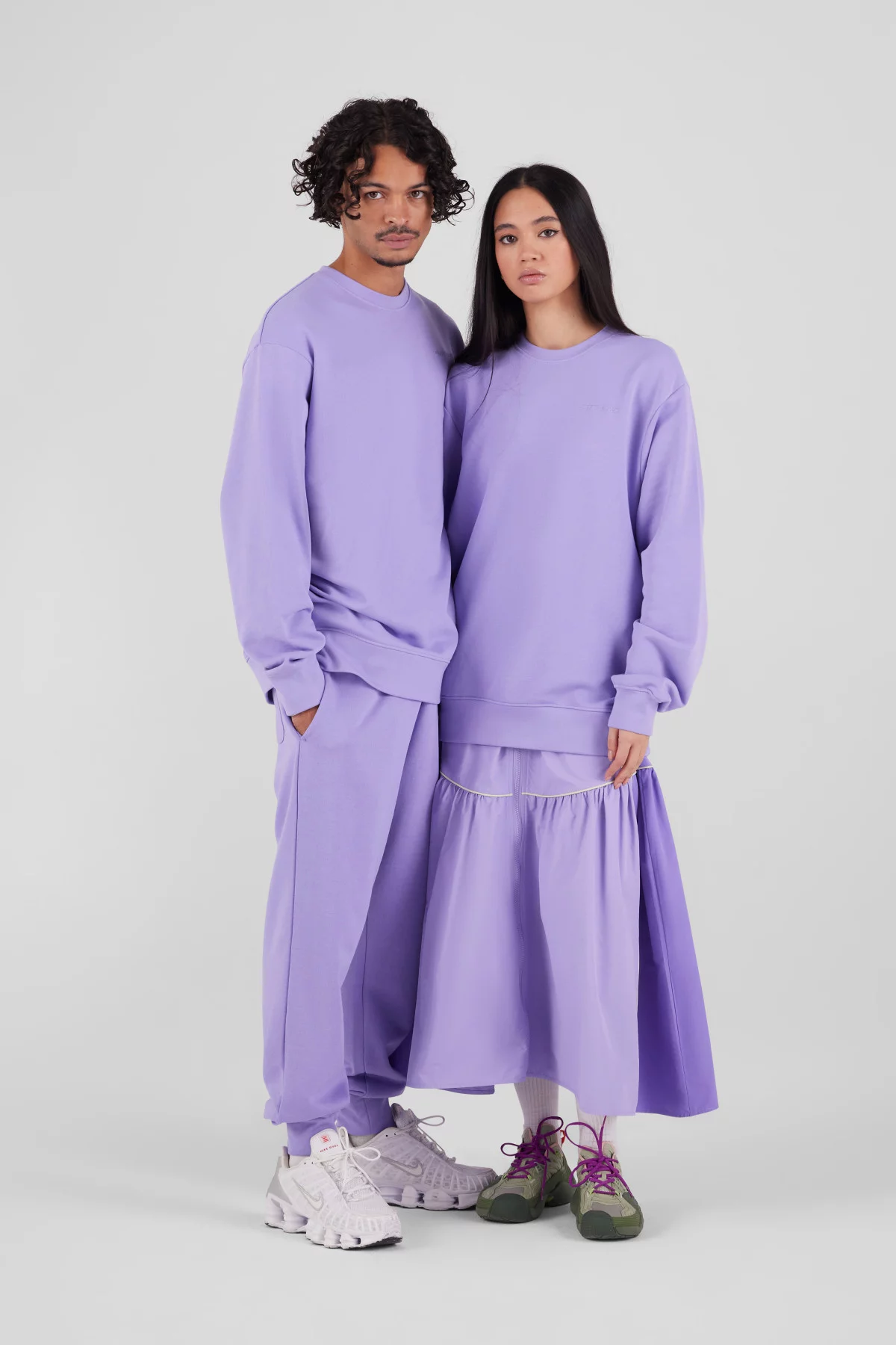 Unisex round-neck...