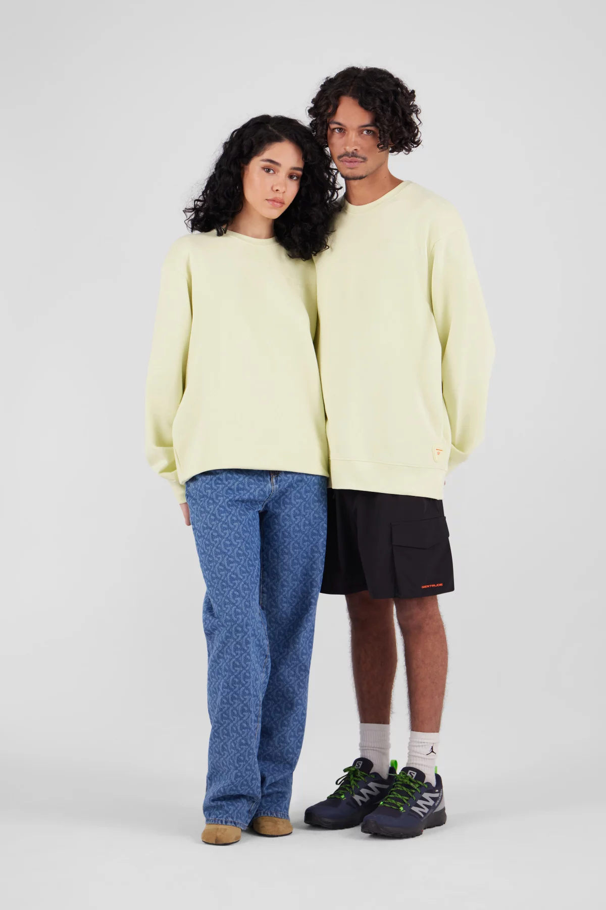 Unisex round-neck...