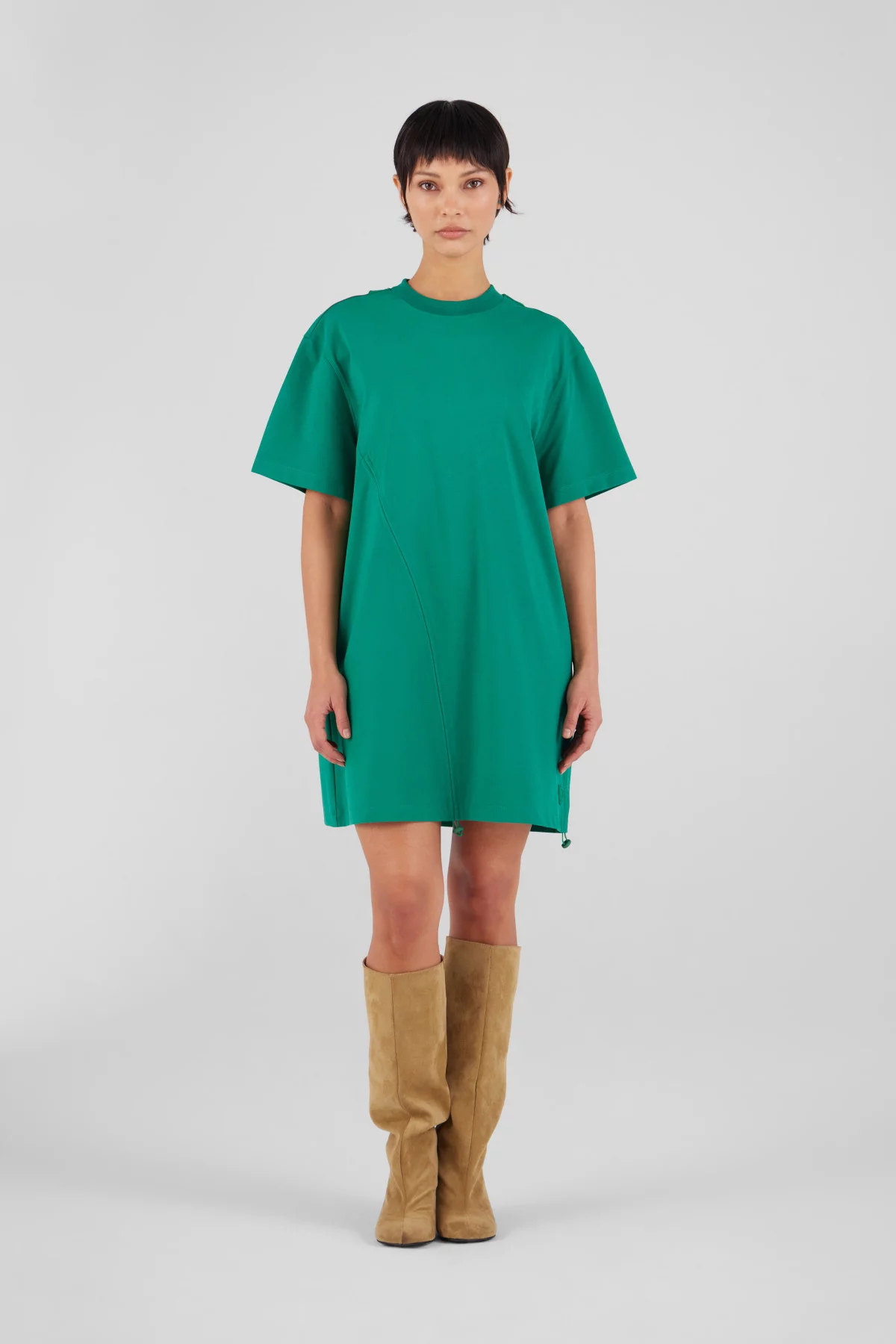 Robe t-shirt courte en jersey technique Jamelia