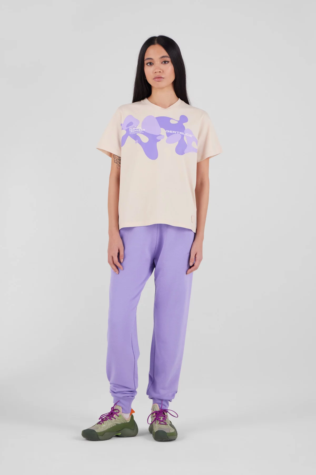 T-shirt with short sleeves...