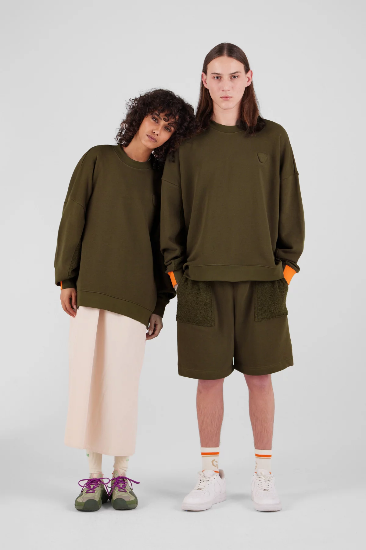 Unisex round-neck...
