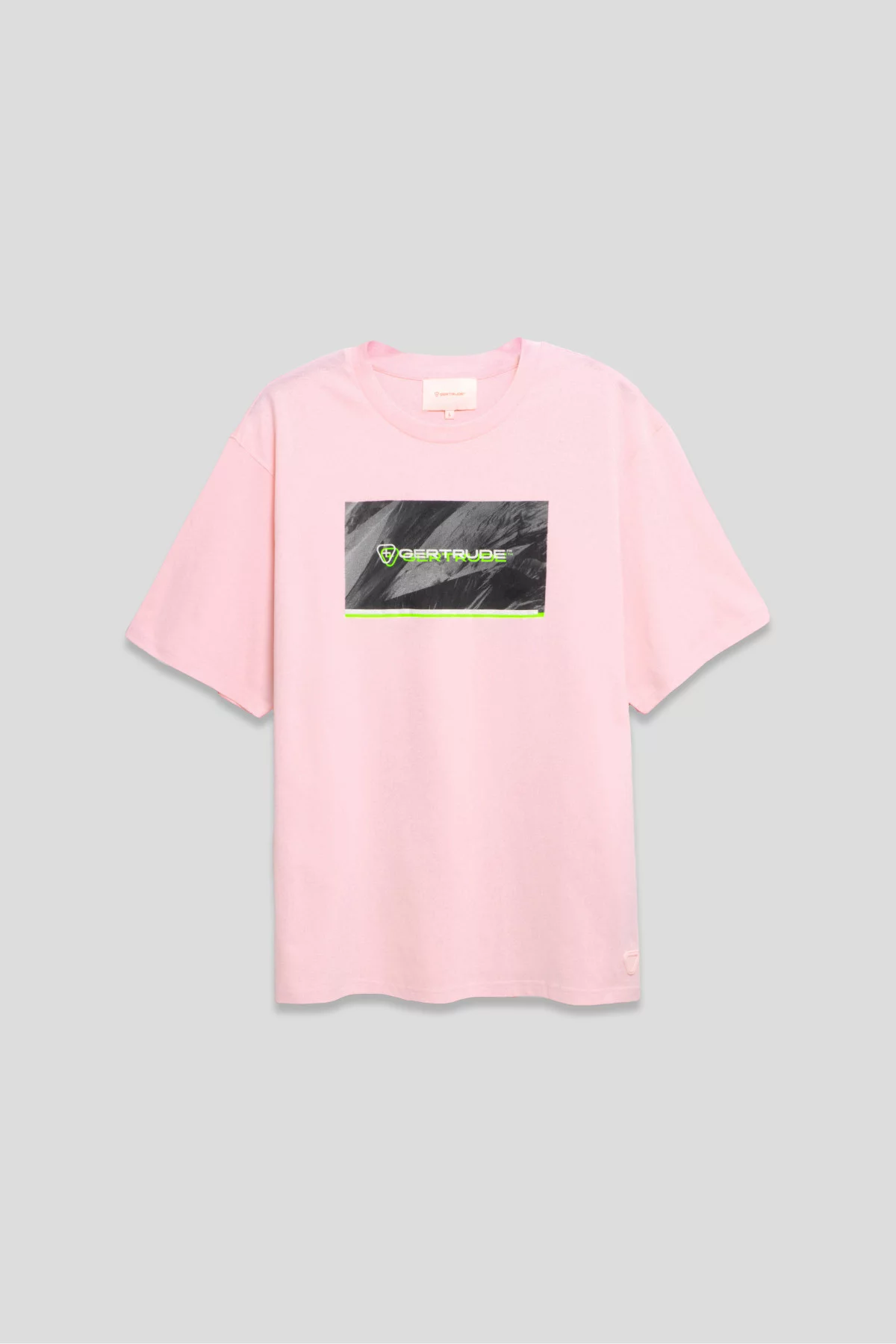 T-shirt with short sleeves...