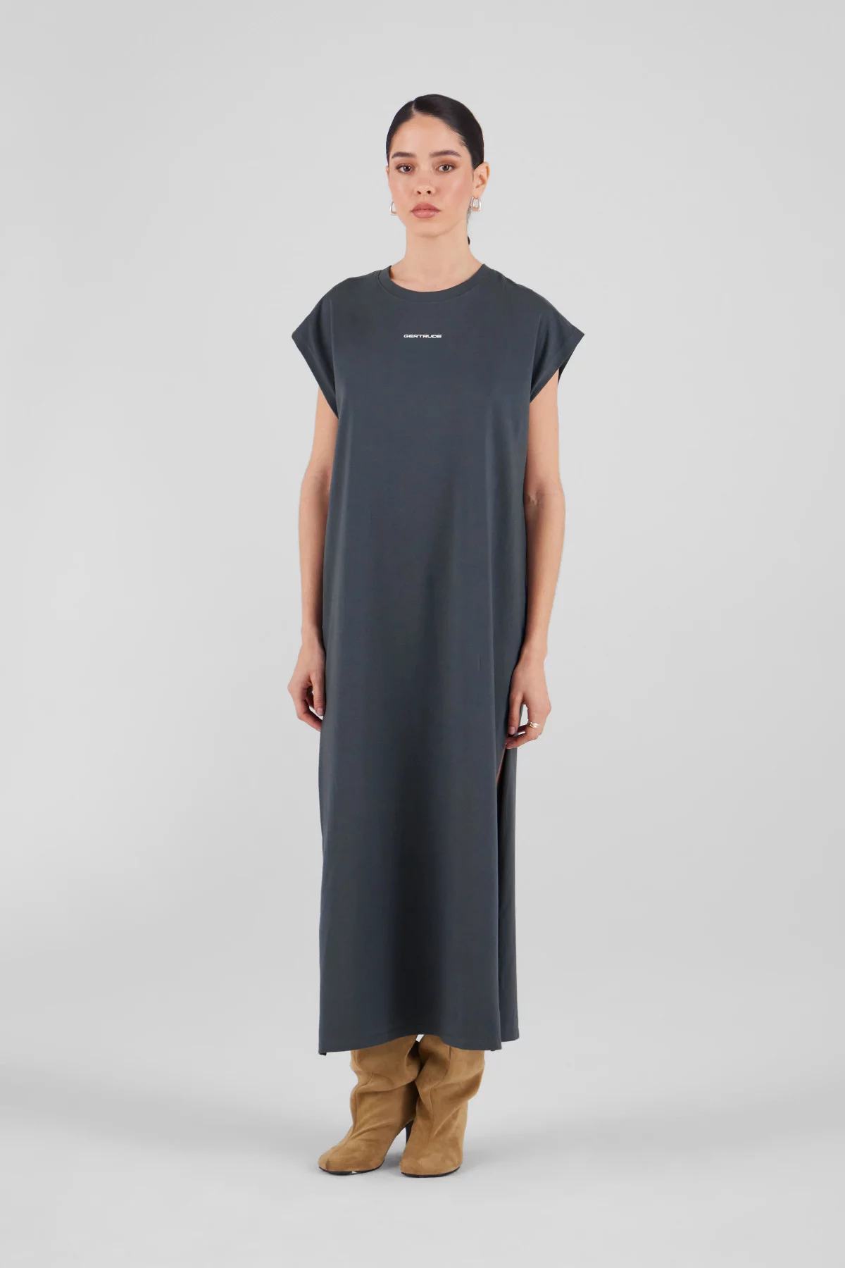 Sleeveless T-shirt dress Sophie