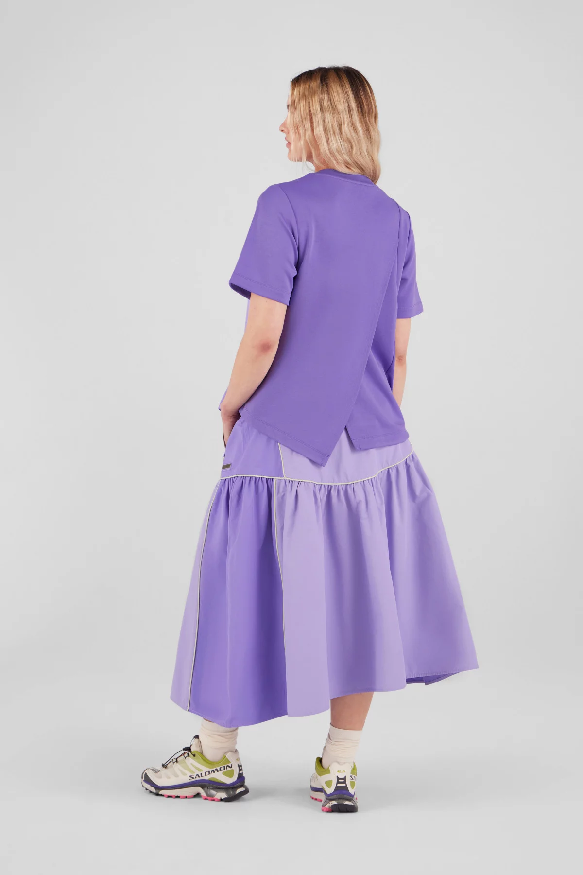 Asymmetrical knitted top with open back Walden