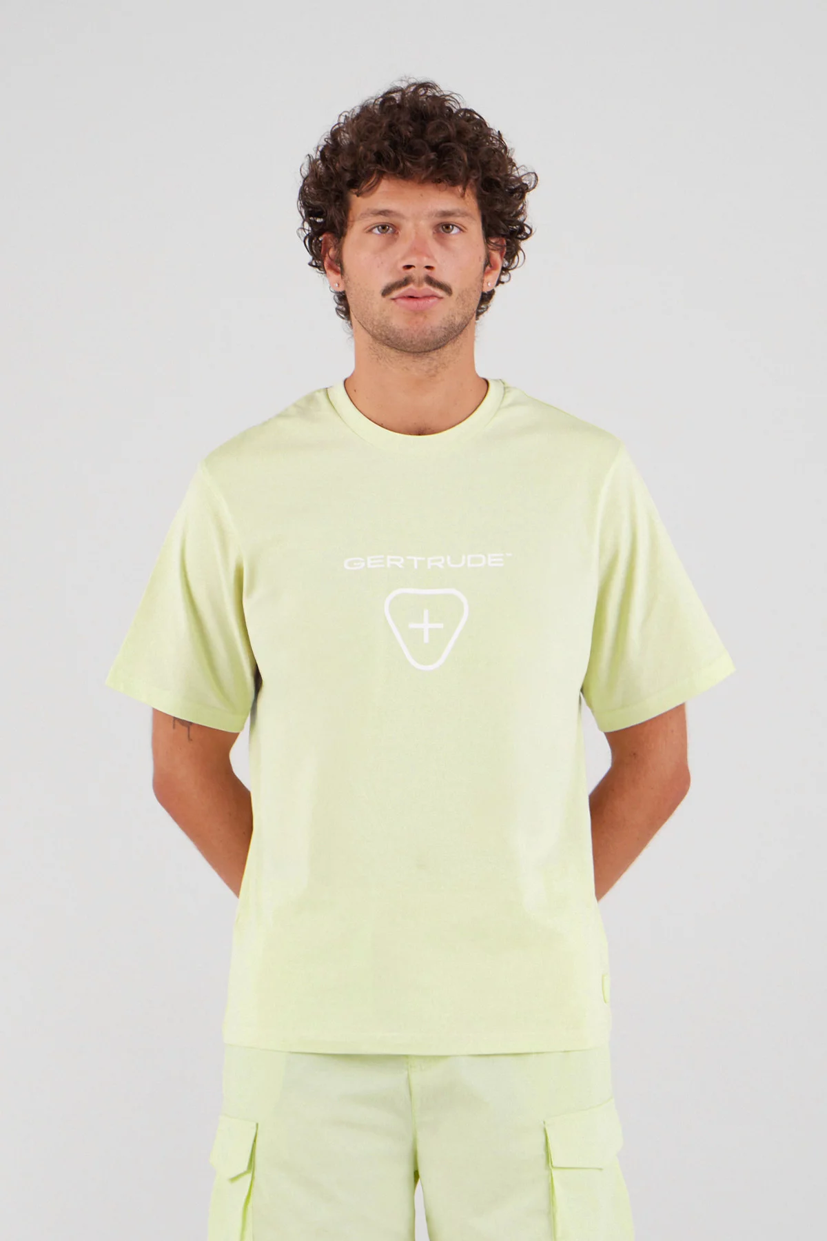 T-shirt with short sleeves...