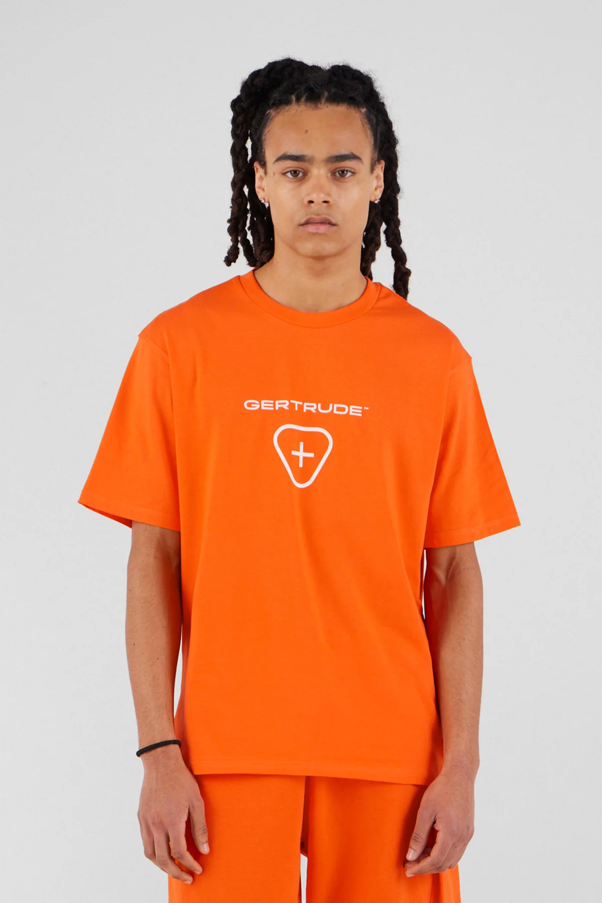 T-shirt with short sleeves...