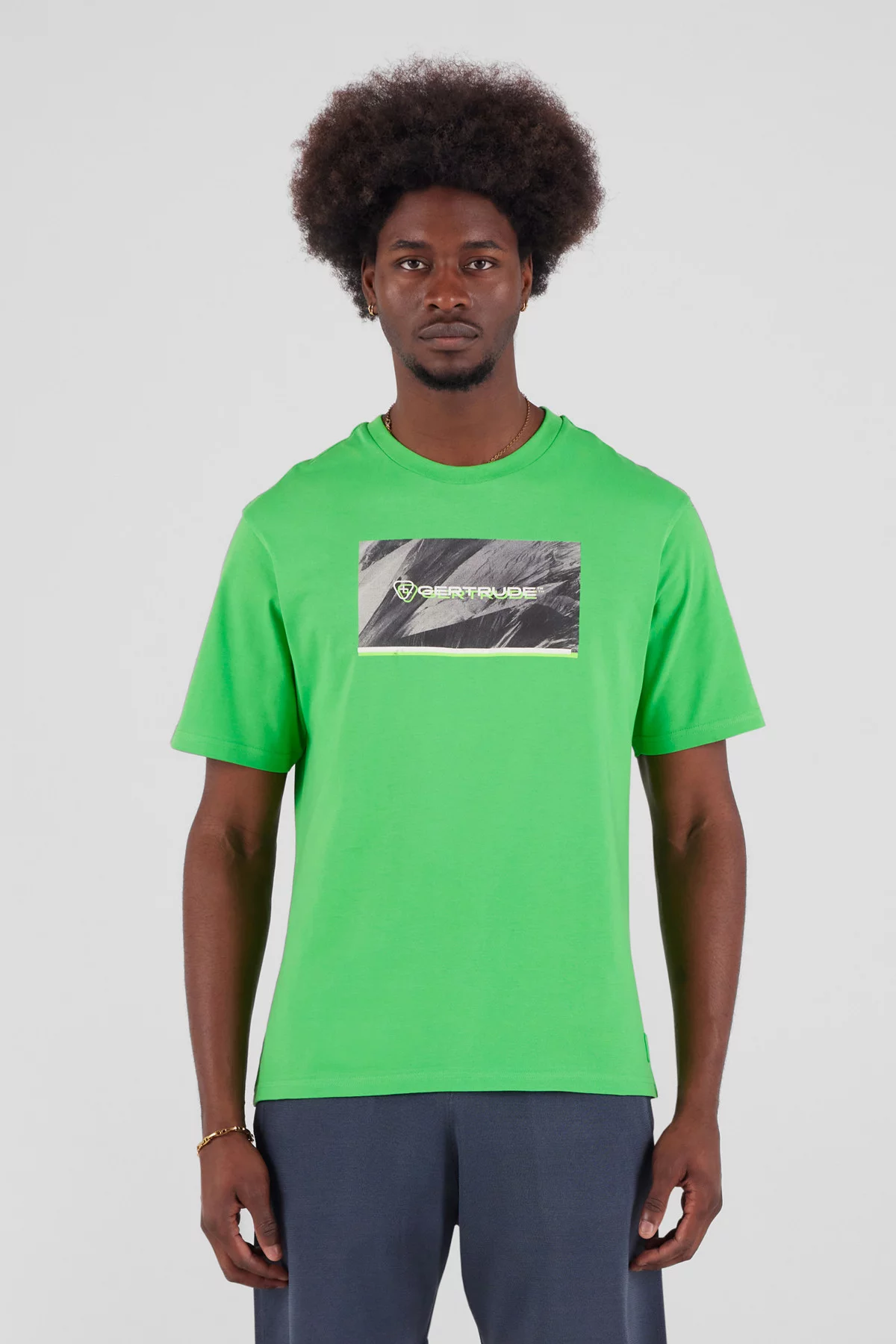 T-shirt with short sleeves...