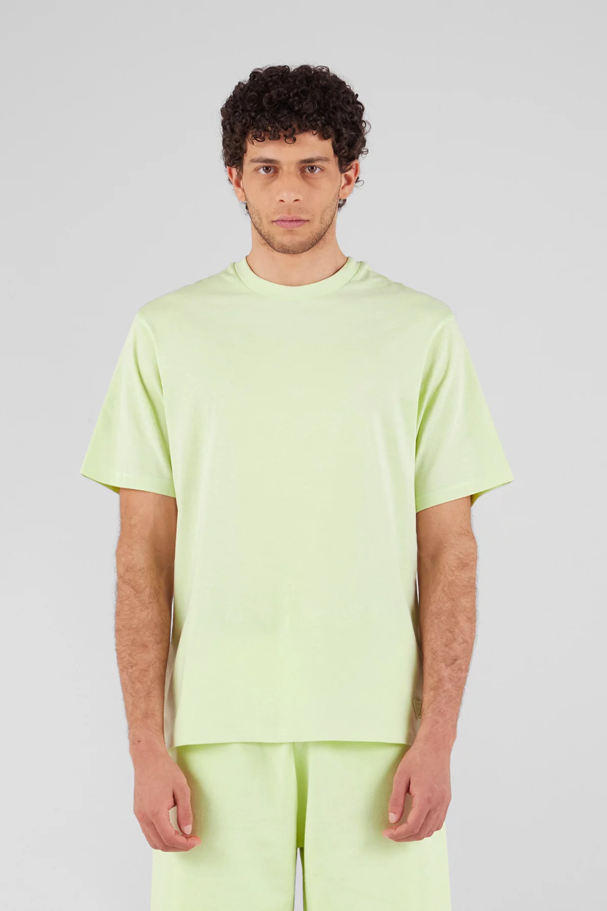 T-shirt with short sleeves...