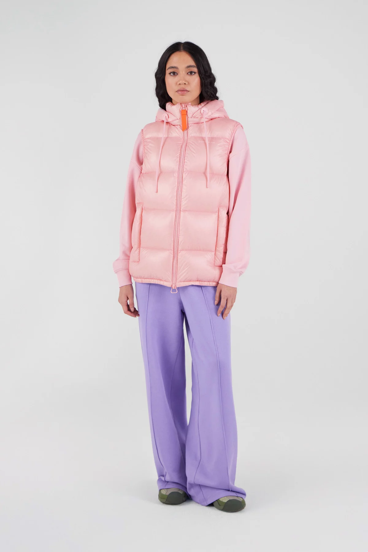 Sleeveless down jacket in shiny nylon Cesar